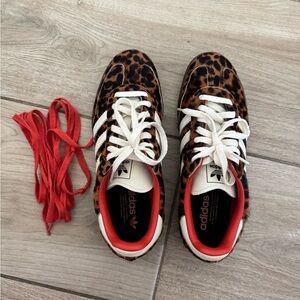 Adidas Leopard Sambas. Size 8 women’s
